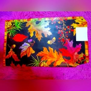 Plastic magnetic mailbox cover